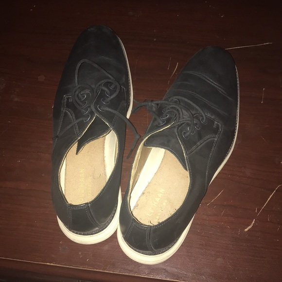 size 9 - Picture 2 of 2